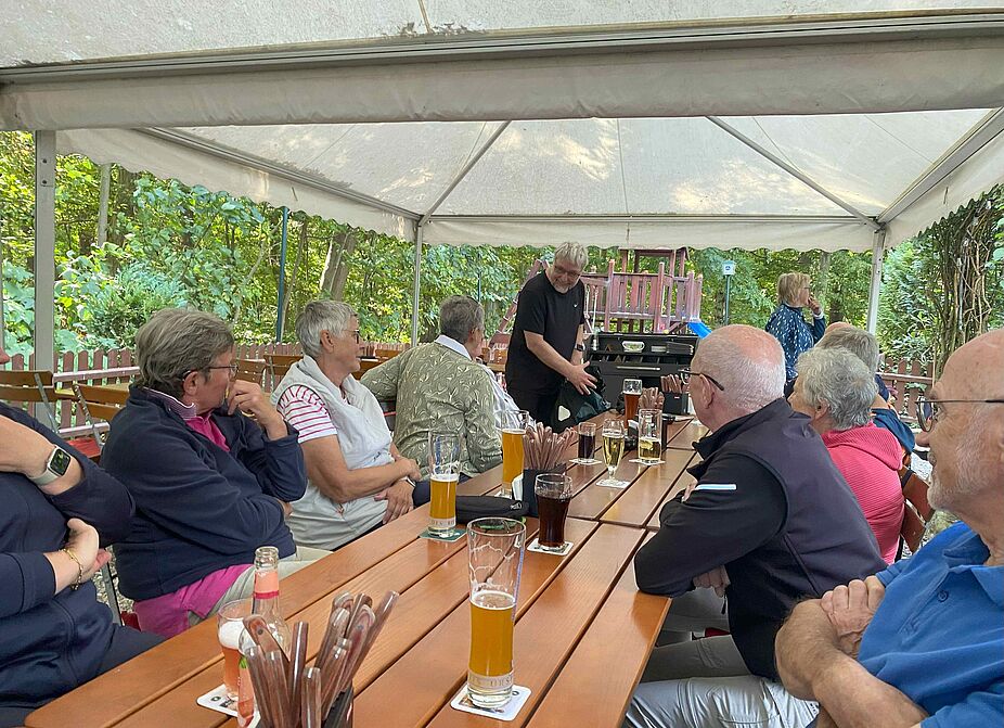 Gemütliches Beisammensein mit Klönschnack Gemütliches Beisammensein mit Klönschnack