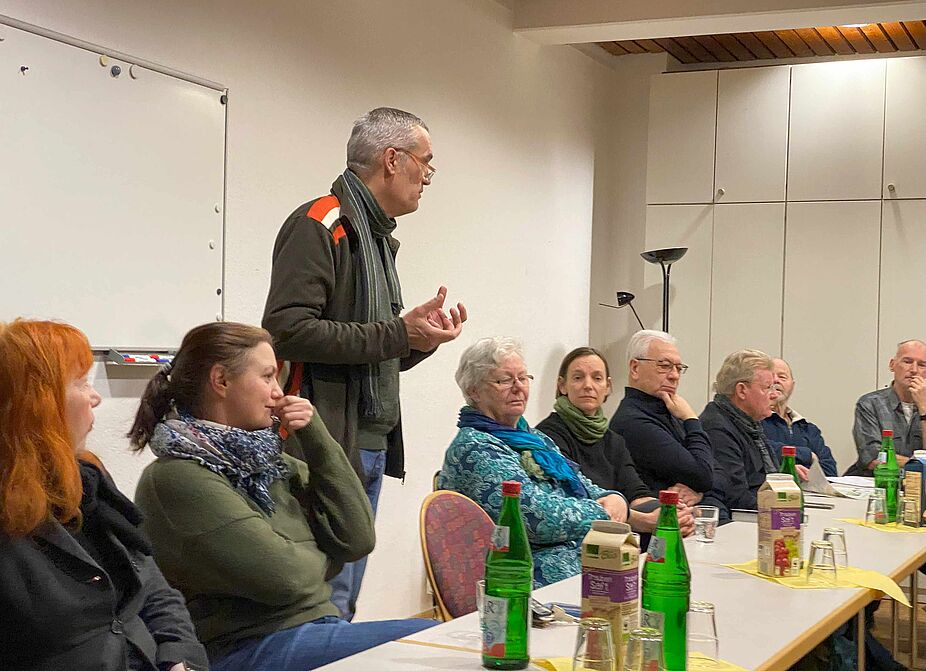 Conrad Vinken berichtet über den Verkehrsentwicklungsplan der Stadt Lehrte Conrad Vinken berichtet über den Verkehrsentwicklungsplan der Stadt Lehrte